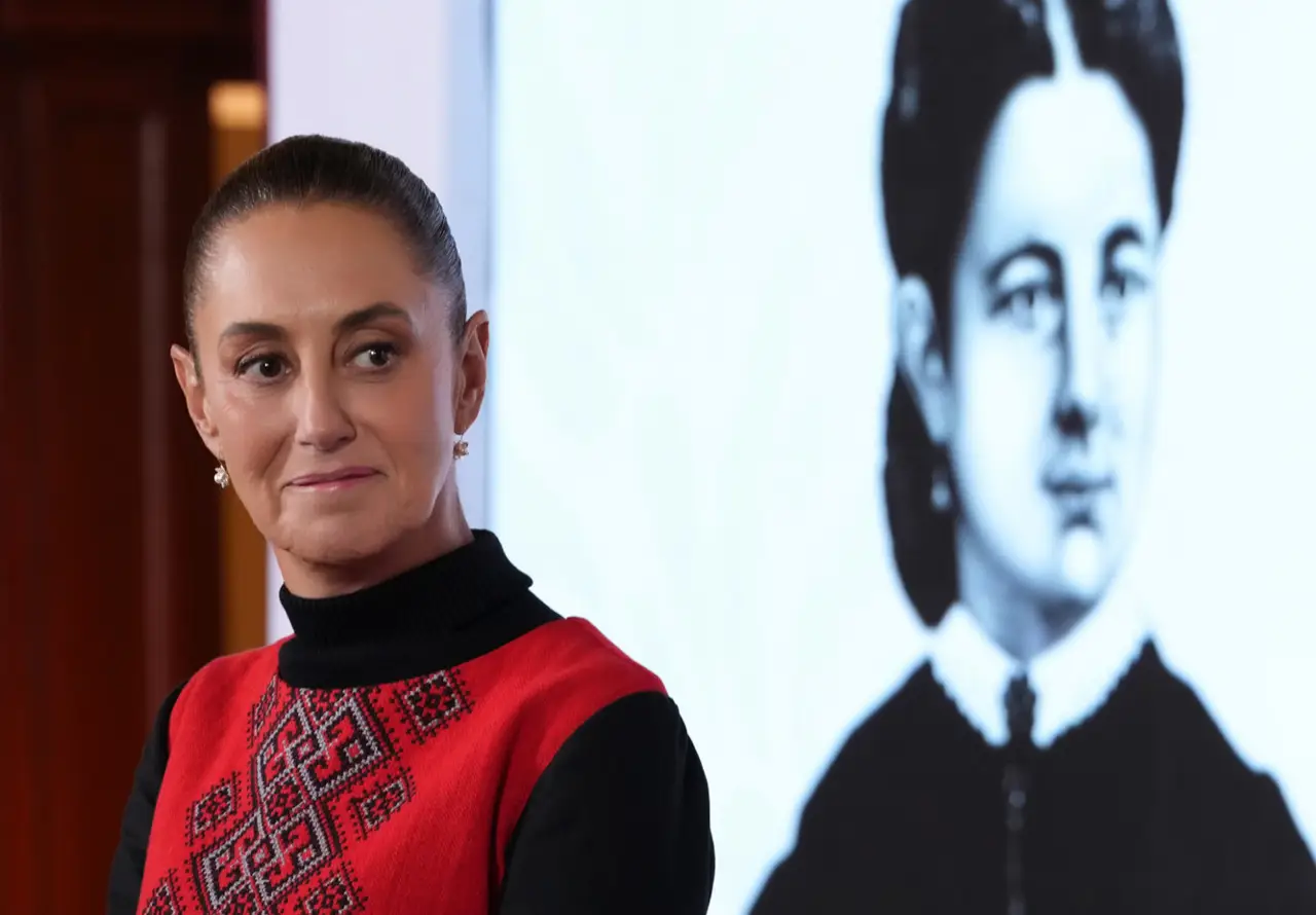 Sheinbaum defiende reforma electoral para reforzar democracia y niega autoritarismo