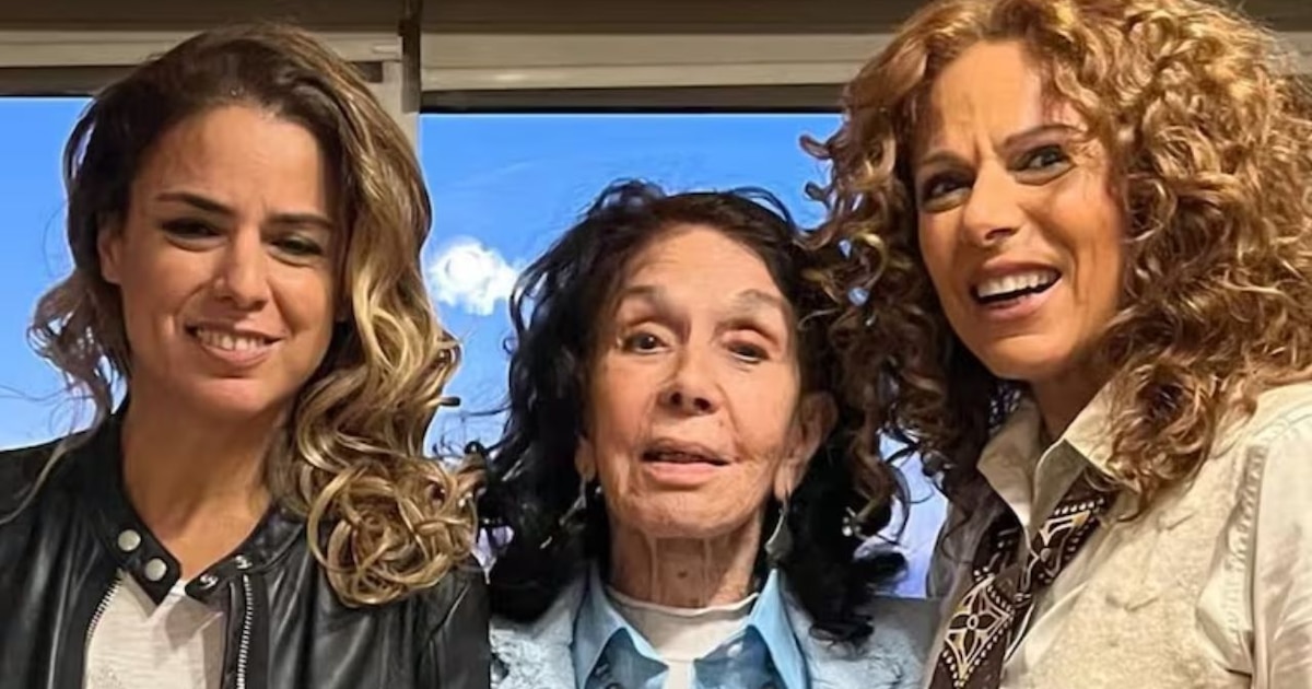 Recuperada y en casa: la emocionante confirmación de su hija tras el alta médica