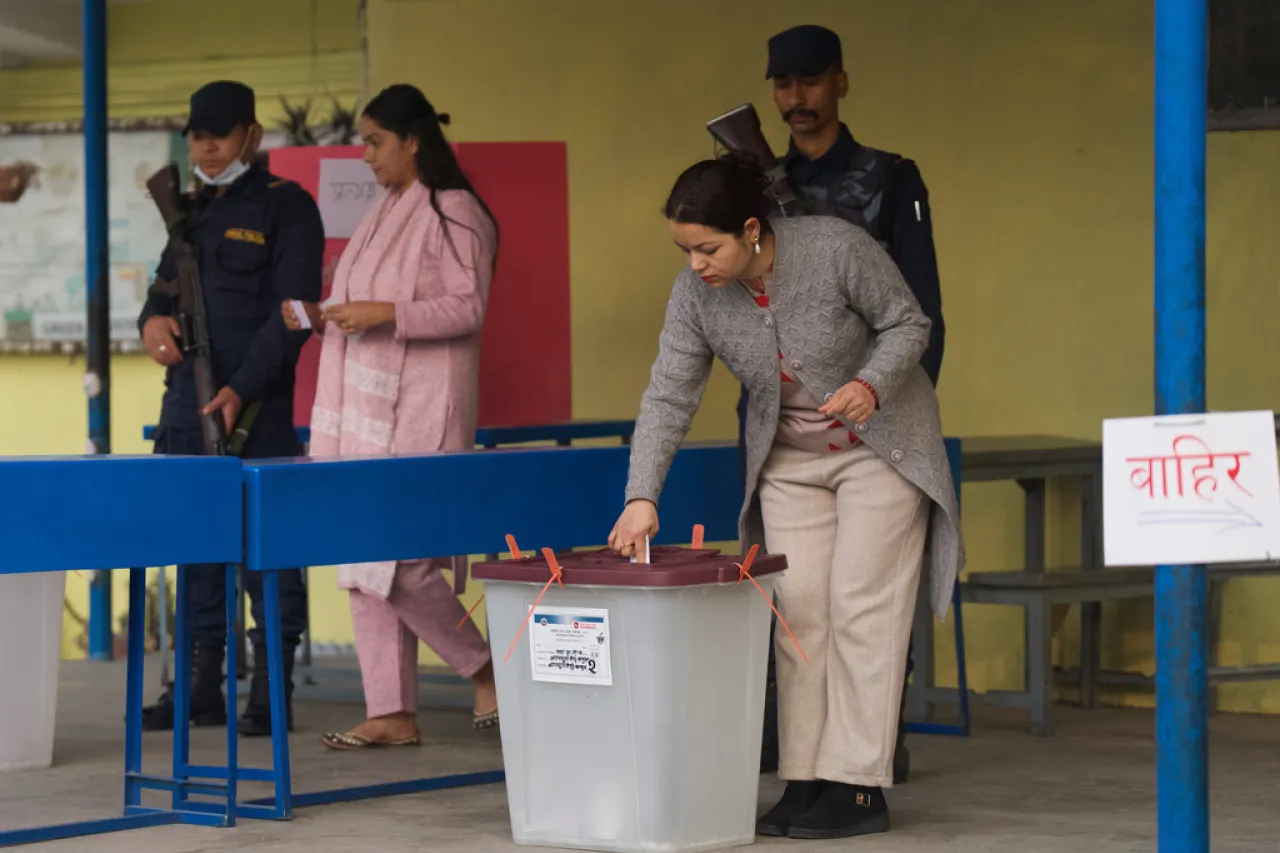 Nepal supera la primera prueba electoral tras la ola de protestas juveniles